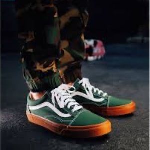 Unisex Vans Old Skool Iconic Gum Greener Pastures White Sidestripe